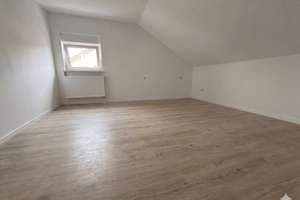 Großzügige Doppelhaushälfte mit viel Platz für die ganze Familie – Die vollständige Adresse der Immobilie erhältst du vom Anbieter., 86199 Bergheim, Augsburg – Vorschaubild 12