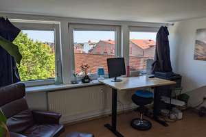 Ravensberg : Traum-Maisonette mit Blick über ganz Kiel, EBK / Balkon, Holzboden Dusche – Die vollständige Adresse der Immobilie erhältst du vom Anbieter., 24105 Ravensberg, Kiel – Vorschaubild 31