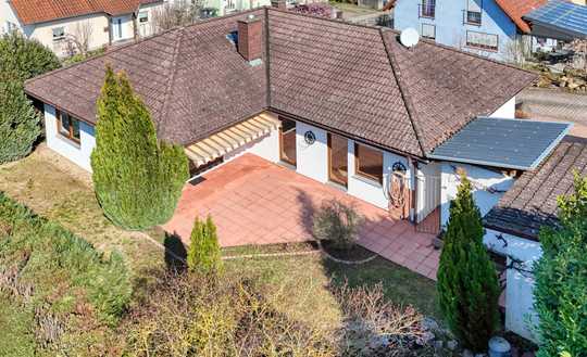 Annweiler: Bungalow mit uneinsehbarem Garten