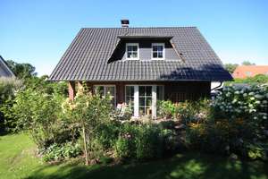 Sehr schönes Einfamilienhaus mit bester Ausstattung auf zauberhaftem Südwestgarten – Die vollständige Adresse der Immobilie erhältst du vom Anbieter., 14612 Falkensee – Vorschaubild 7
