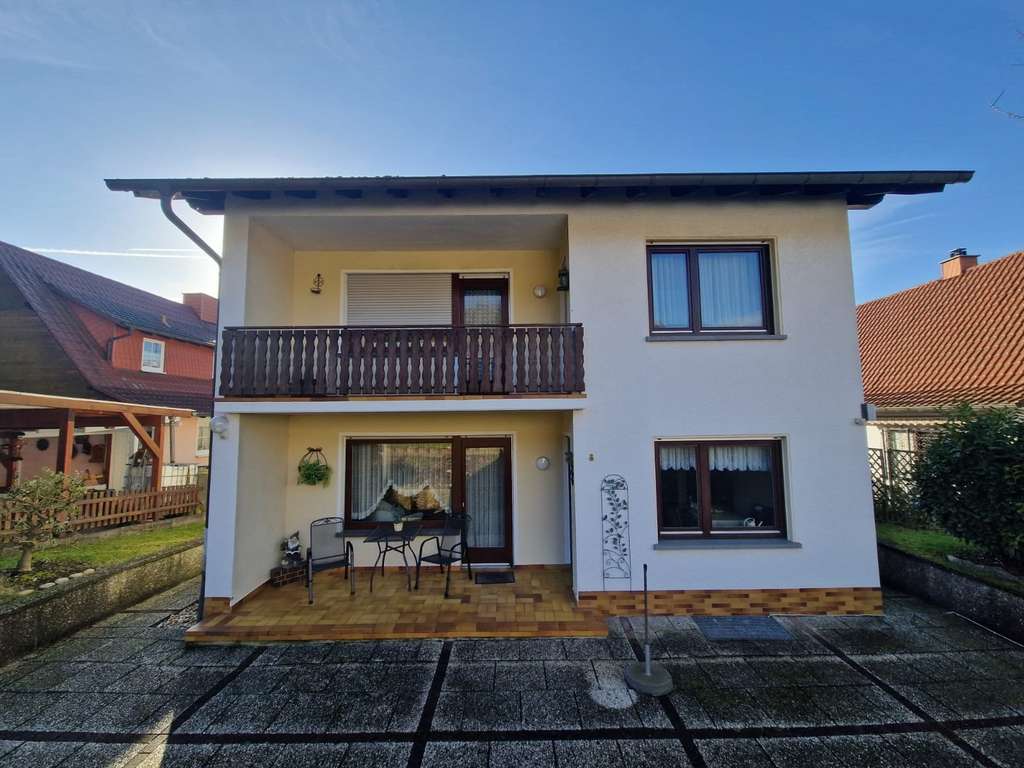 Immobilie in Bad Orb - Das neue Zuhause für Ihre Familie - Großzügiges Einfamilienhaus mit Garten  - Bild 1