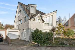 Hochwertiges Haus mit großzügigem Raumkonzept und moderner Haustechnik in MG – Die vollständige Adresse der Immobilie erhältst du vom Anbieter., 41069 Holt, Mönchengladbach – Vorschaubild 2