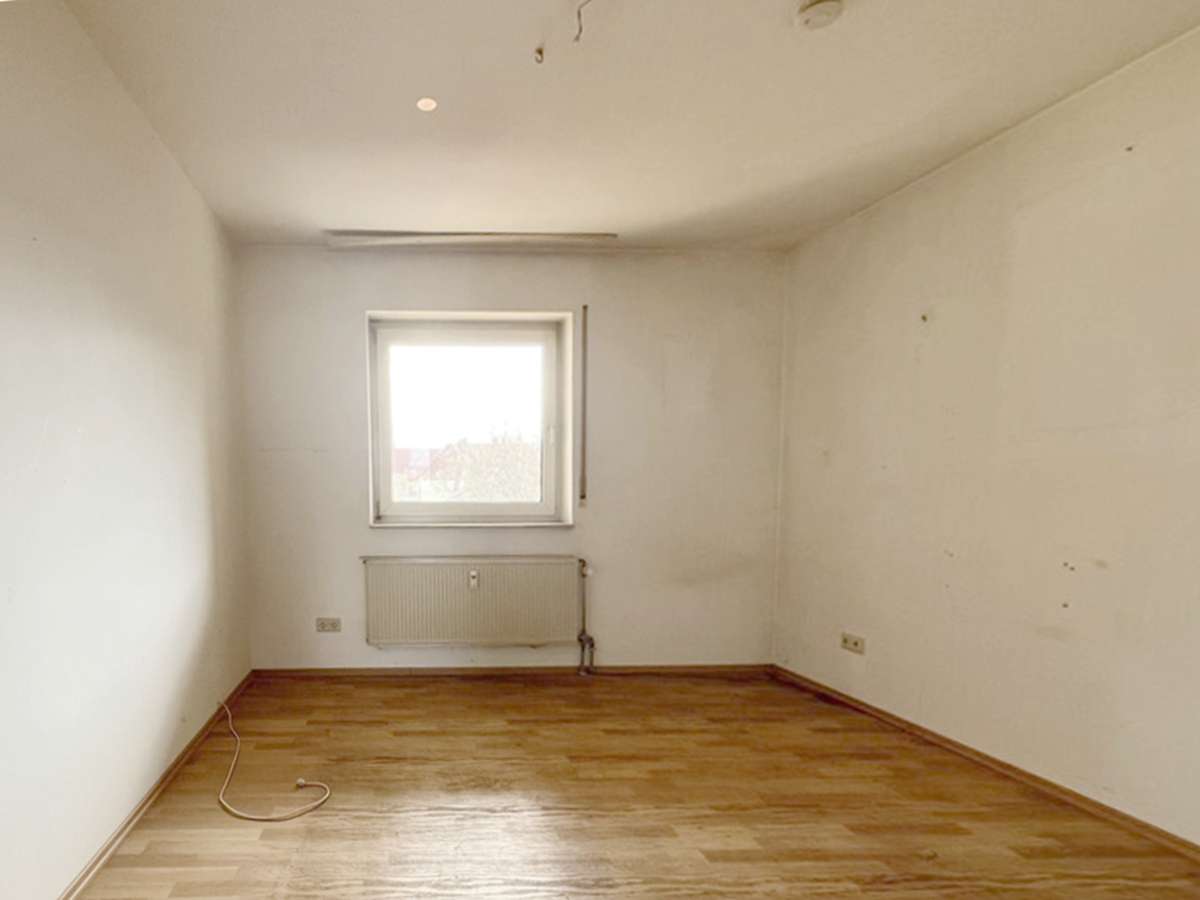 2-Zimmer-Wohnung mit Balkon und Garage in Forchheim (Innenstadtlage), Forchheim Kreis – Bild 3