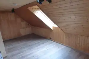 Kernsaniertes Reihenendhaus mit großem Garten und Garage – Krähenberg 14, 29225 Celle (Kreis) – Vorschaubild 6