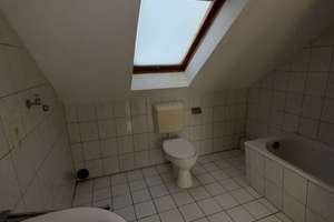 Ruhige 2-Zimmer Wohnung mit Balkon – Hiddenseestr. 4a, 33729 Heepen, Bielefeld – Vorschaubild 3