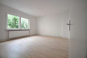 **Erstbezug nach Sanierung** Badewanne, Einbauküche und Laminat – Große Barlinge 1, 30171 Südstadt, Hannover – Vorschaubild 7