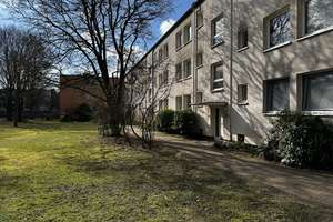 Wohn(t)raum: Sanierte 3-Zimmer-Wohnung mit Balkon