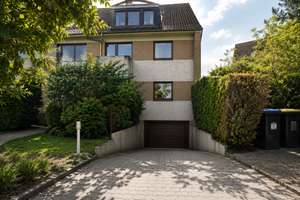 Attraktive 3-Zimmer-Eigentumswohnung mit zwei Balkonen und Tiefgaragenstellplatz – Die vollständige Adresse der Immobilie erhältst du vom Anbieter., 22147 Rahlstedt, Hamburg – Vorschaubild 2