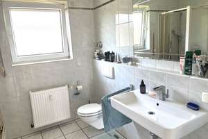 Aparte 2 Zimmerwohnung mit Balkon   - Bestlage Rumpenheim mit Balkon und Tiefgarage – 63075 Rumpenheim, Offenbach am Main – Vorschaubild 8