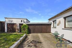 Charmantes Einfamilienhaus mit großem Grundstück, Pool, Sauna, Doppelgarage und Ausbaureserven – Die vollständige Adresse der Immobilie erhältst du vom Anbieter., 39122 Salbke, Magdeburg – Vorschaubild 9