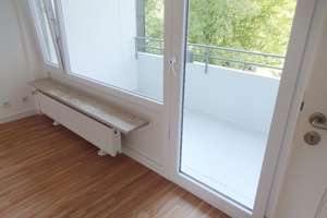 Idyllisches Wohnen: 5-Zimmer-Wohnung in Düsseldorf-Ludenberg mit Balkon und Einbauküche – Die vollständige Adresse der Immobilie erhältst du vom Anbieter., 40629 Ludenberg, Düsseldorf – Vorschaubild 4