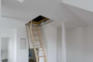 Stilvolle, neuwertige 1-Zimmer-DG-Wohnung in Kiel – 24147 Elmschenhagen, Kiel – Vorschaubild 10