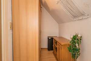 Charmantes Einfamilienhaus mit Hof, Garage und Potenzial in Heidesheim am Rhein – Mainz-Bingen (Kreis) – Vorschaubild 22