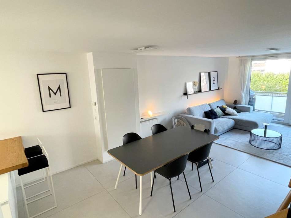 Wohnzimmer seitlich