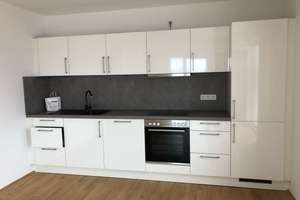 Exklusives Penthouse-Feeling über Trier: Gehobene 3-Zimmer-Wohnung mit Dachterrasse & Aufzug – Peter-Molz-Straße 16, 54294 West/Pallien, Trier – Vorschaubild 5