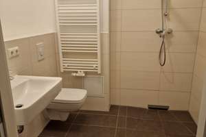 Helle 2-Raumwohnung Mietbeginn 01.02.2026 – Martin-Riesenburger-Straße 38, 12627 Hellersdorf, Berlin – Vorschaubild 3