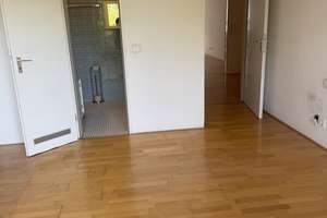 Zwei Zimmer-Eigentumswohnung unmittelbar an der Düssel mit Stellplatz – Karolingerstraße 9, 40223 Bilk, Düsseldorf – Vorschaubild 10