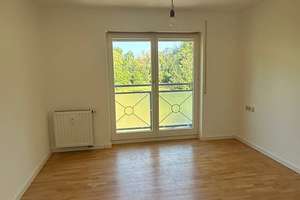 Helle 4-Zimmer-Wohnung mit Balkon, Garage und Stellplatz in ruhiger Randlage von Leingarten – Schalkweg 23, 74211 Leingarten – Vorschaubild 8