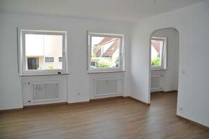 1,5 Zi.-WHG Feucht, neu renoviert, schöne Lage, Küche