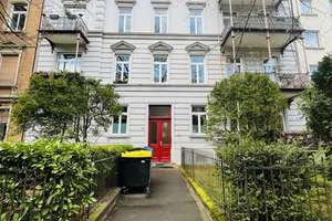 * Für das FAMILIENGLÜCK mit max. 4 Personen- / das PAAR-  / oder für den SINGLE- mit Home-Office *