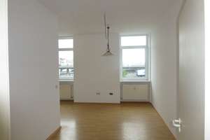 Sehr helle, renovierte Etagenwohnung im renovierten Altbau im Jungbusch! – 68159 Innenstadt/Jungbusch, Mannheim – Vorschaubild 2
