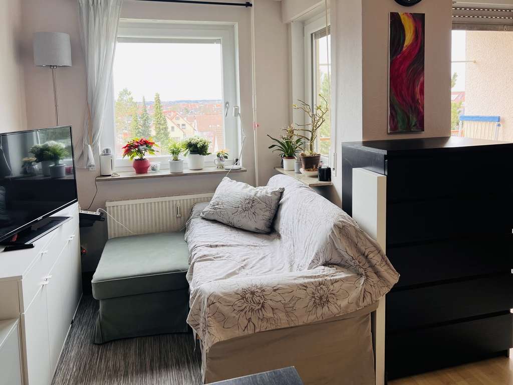 Immobilie in Leonberg - Top-Lage: helle 1,5 Zimmer-Wohnung in Leonberg, Nähe Leo Center - Bild 3