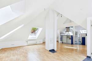 Ein Loft über den Dächern – mit 360° Rundumblick auf außergewöhnlicher Dachterrasse – Die vollständige Adresse der Immobilie erhältst du vom Anbieter., 70327 Untertürkheim (Ortsteil), Stuttgart – Vorschaubild 3