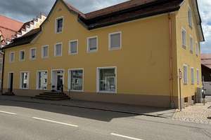 Wohn- und Geschäftshaus im Herzen von Dietmannsried frisch saniert – Rathausplatz 1, 87463 Dietmannsried – Vorschaubild 1