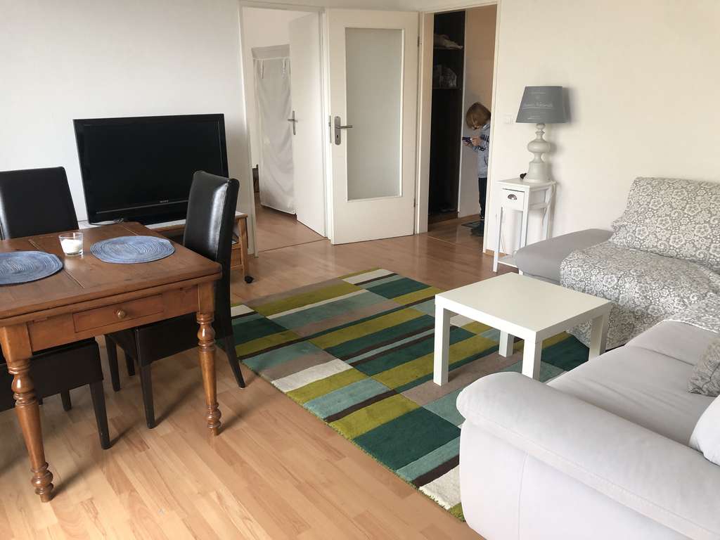 Moderne 2 Zimmerwohnung mit großem Sonnenbalkon in Ratingen Süd!!