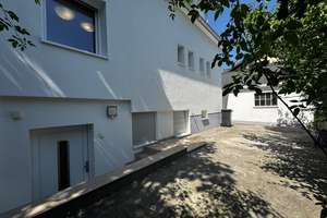 PETS ALLOWED IN FREE STANDING HOUSE! Refurbished in 2021, approx. 200 m², fenced in yard, and garage – 65199 Dotzheim, Wiesbaden – Vorschaubild 23