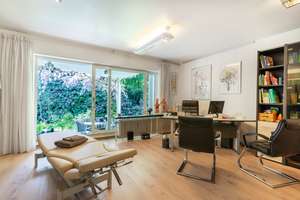 Wohn-u. Geschäftshaus ca. 460 m² Fläche | Eigentümerwohnung |3 Praxen| 6 Carports| 3 Stellplätze – Die vollständige Adresse der Immobilie erhältst du vom Anbieter., 33332 Innenstadt-Kattenstroth, Gütersloh – Vorschaubild 9