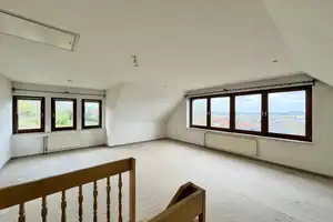 Ansprechendes Einfamilienhaus mit schönem Panoramausblick in guter Wohnlage – Schaumburg (Kreis) – Vorschaubild 12