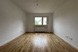 Stadtwohnung mit Stil - Balkon,EBK & Garage – Stuttgart – Vorschaubild 3