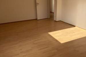 3,5 Raum Wohnung im 6-Familienhaus neu renoviert in Gelsenkirchen Schaffrath ruhige Wohnlage – Nottkamphof 6, 45897 Beckhausen, Gelsenkirchen – Vorschaubild 3
