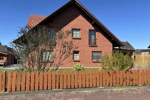 Alltagstaugliches Doppelhaus mit 175 m² Wohnfläche in Ummern – Die vollständige Adresse der Immobilie erhältst du vom Anbieter., 29369 Ummern – Vorschaubild 1