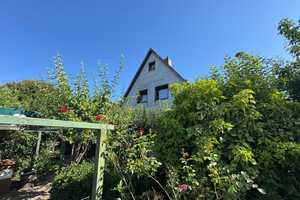 Charmante DHH mit großem Garten – ein Juwel im Dornröschenschlaf in bester Lage in Freiburg – Freiburg im Breisgau – Vorschaubild 2