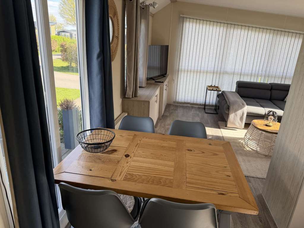 Immobilie in Schermbeck - NL ! Modernes Chalet in de Veerstal Rhederlaag am See - Bild 3