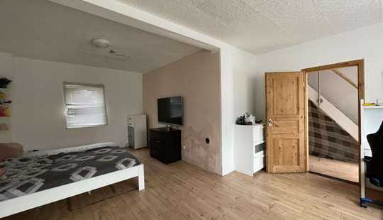 Bild von Sanierungsbedürftiges 3-Zi RMH auf 72m² + Garten + 2 Stellplätze in HH-Billstedt, erweiterbar