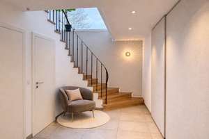 Großzügige Villa auf ca. 800 m² Grundstück in einer der begehrtesten Lagen von München-Solln – Die vollständige Adresse der Immobilie erhältst du vom Anbieter., 81479 Solln, München – Vorschaubild 2