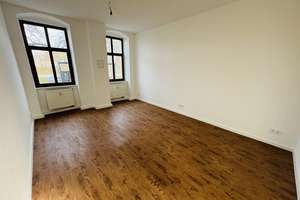 AKTION: 3 Monate Kaltmietfrei + 300 € Energiekostenbonus! Neu sanierte 3 Zimmer Wohnung – Elisenstraße 40, 9111 Zentrum, Chemnitz – Vorschaubild 2