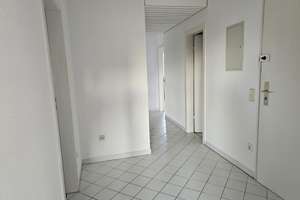 Charmante, familienfreundliche 4-Zimmer-Wohnung mit Loggia & Garage in begehrter Lage am Südklinikum – Die vollständige Adresse der Immobilie erhältst du vom Anbieter., 90473 Langwasser Südost, Nürnberg – Vorschaubild 20