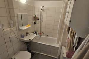 Drei Zimmer in Leuben: Wohnung mit praktischem Grundriss – Die vollständige Adresse der Immobilie erhältst du vom Anbieter., 1257 Leuben (Stadtteil), Dresden – Vorschaubild 4