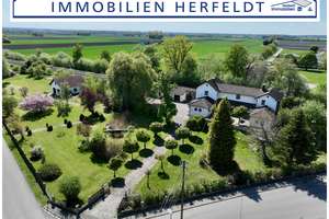Ehemaliger Bahnhof als Anwesen mit viel Potenzial &Traumgrundstück – Die vollständige Adresse der Immobilie erhältst du vom Anbieter., 86862 Lamerdingen – Vorschaubild 1