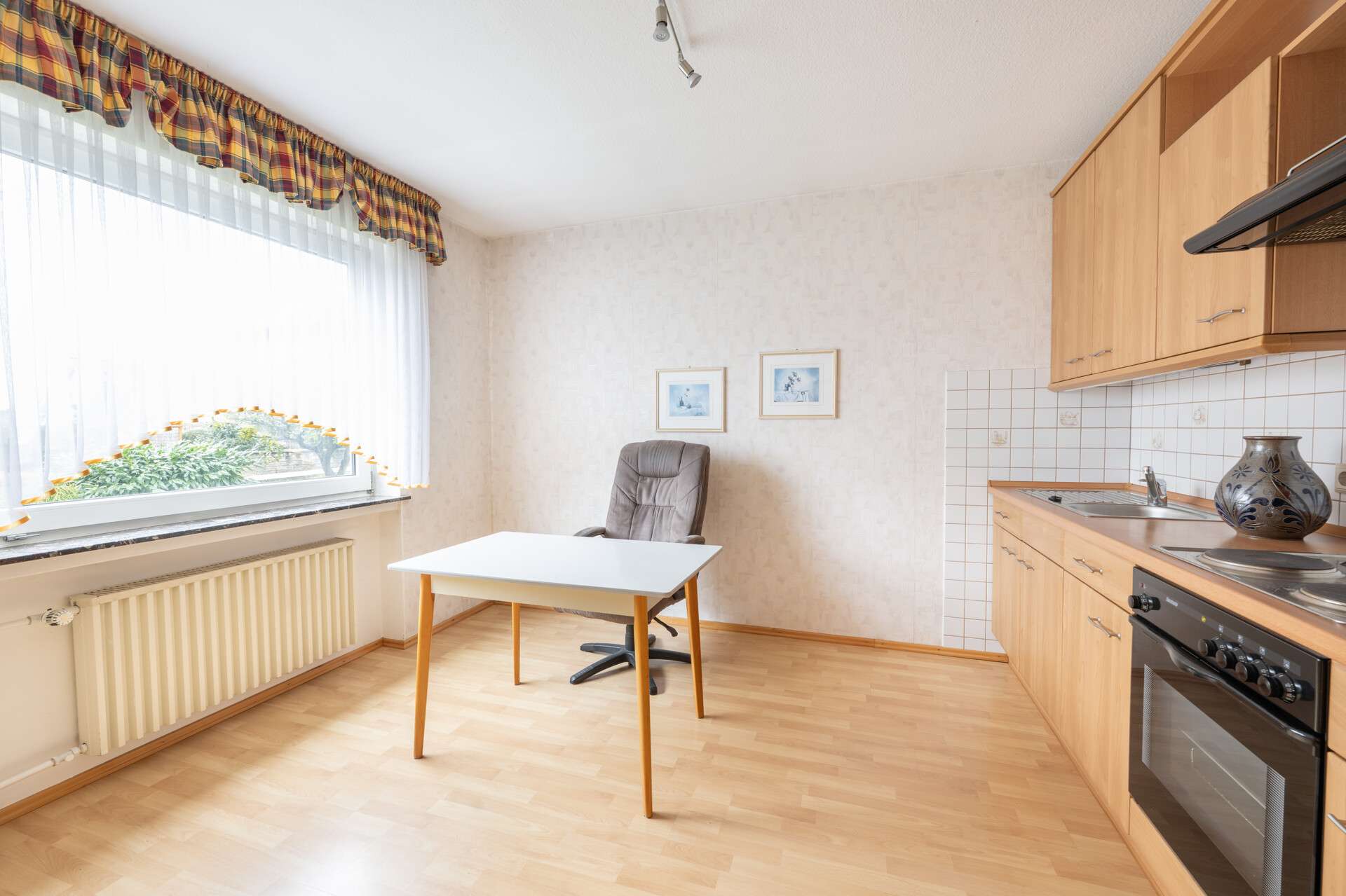 Immobilie in Großmaischeid - Wohnen auf zwei Ebenen mit Terrasse und Garten - Bild 8