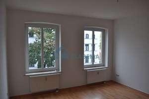 Gemütliche 2-Zimmer-Wohnung, neue Einbauküche, tolles Gemeinschaftsgrundstück – Wismarsche Straße 230, 19053 Lewenberg, Schwerin – Vorschaubild 5