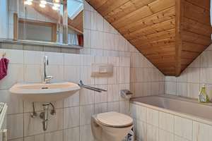 Gepflegte Doppelhaushälfte mit Einliegerwohnung oder als Zweigenerationenhaus – Die vollständige Adresse der Immobilie erhältst du vom Anbieter., 81827 Waldtrudering, München – Vorschaubild 12