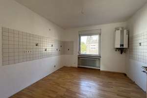 Geräumiges 10-Zimmer Reiheneckhaus in Duisburg-Aldenrade mit Garage – Die vollständige Adresse der Immobilie erhältst du vom Anbieter., 47179 Aldenrade, Duisburg – Vorschaubild 12