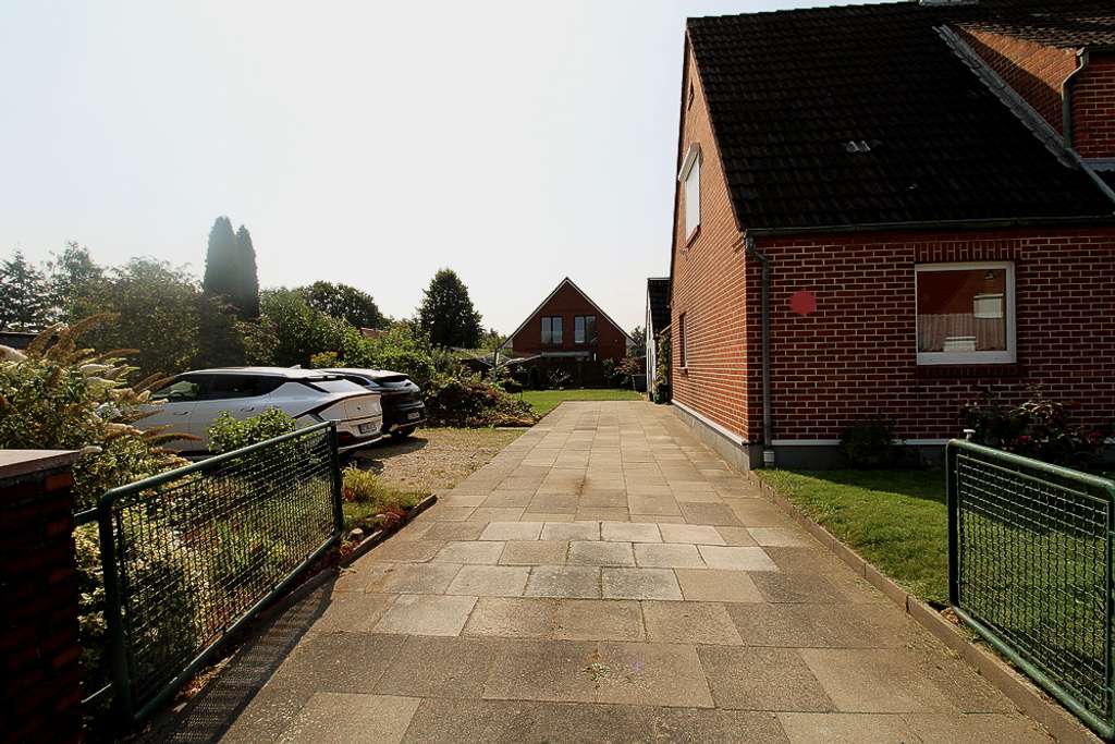 Immobilie in Büchen - Muckelige Doppelhaushälfte mit etwas Optimierungsbedarf - Bild 1