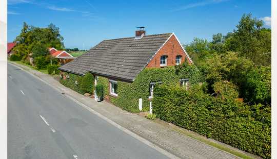 Bild von Sanierungsbedürftiges Küstenhaus nahe der Nordsee!