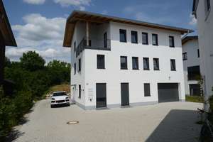 Wohnen und Arbeiten in einem Haus in ruhiger Lage